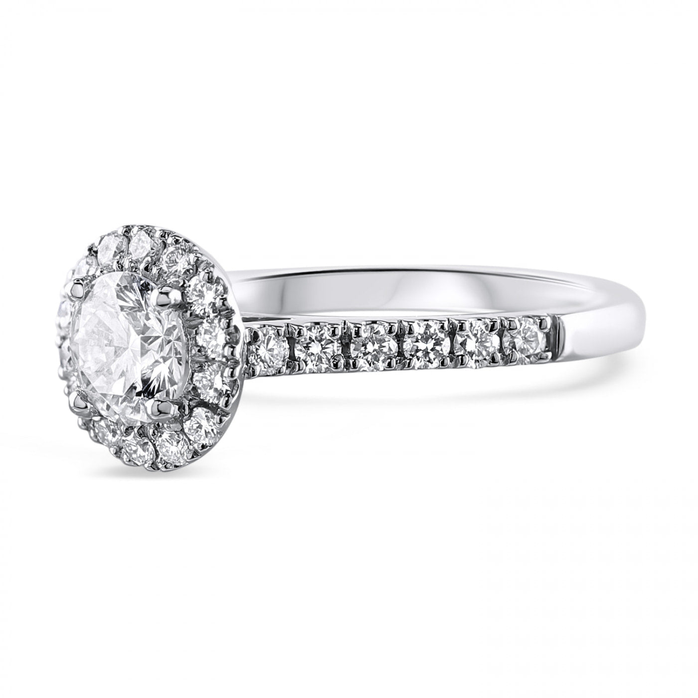 Eternelle Diamond Halo Engagement Ring