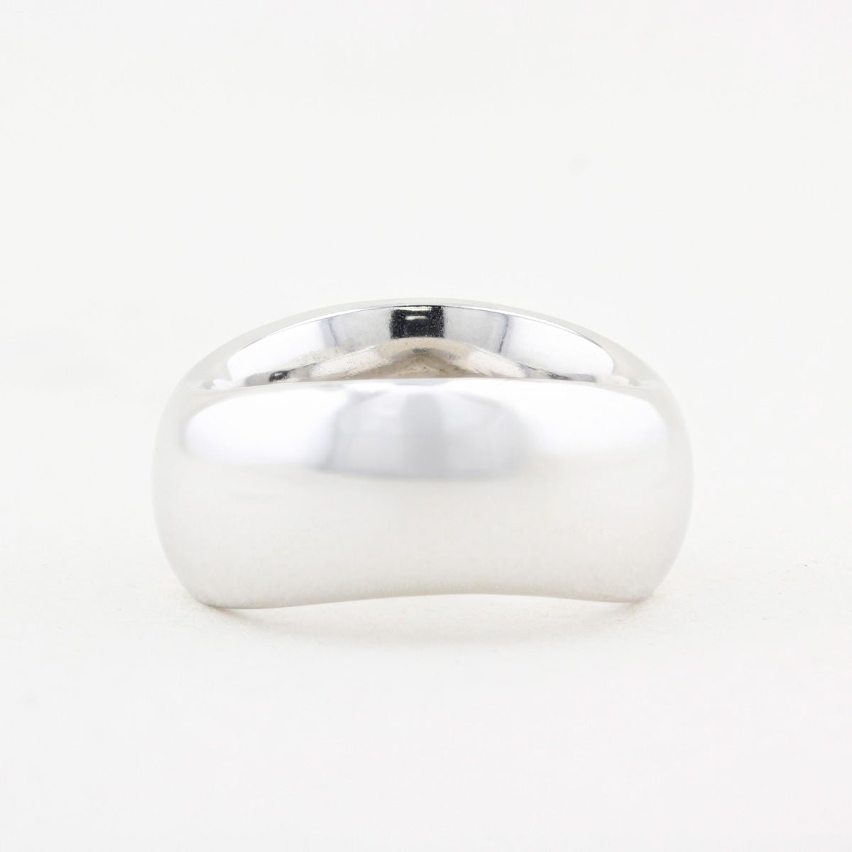 Pomellato Chunky White Gold Wave Band Ring
