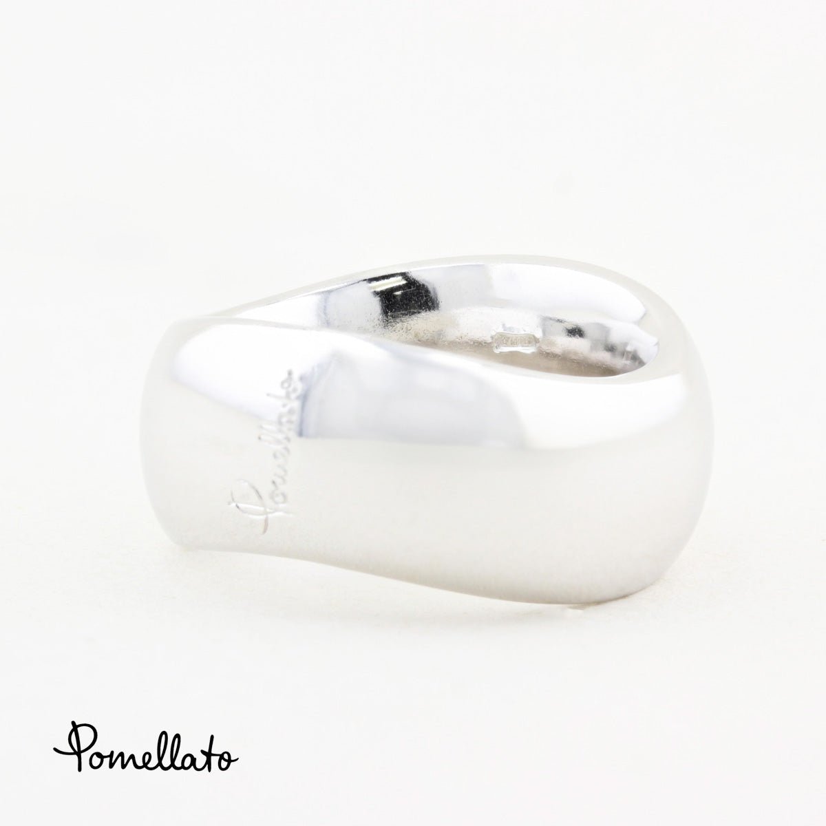 Pomellato Chunky White Gold Wave Band Ring