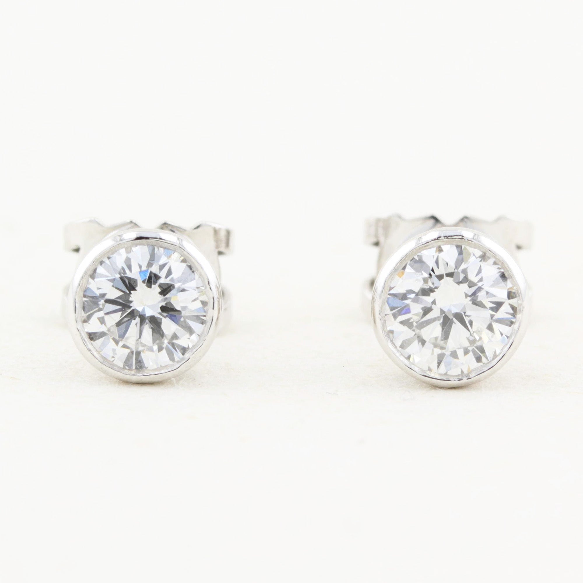 1.00ct Diamond Rubover Stud Earrings