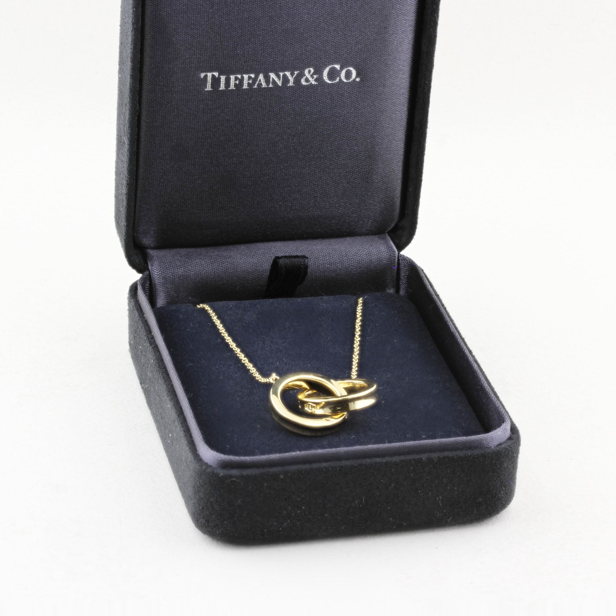 Tiffany & Co. Yellow Gold Interlocking Circles Necklace