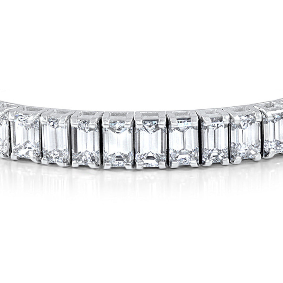Lumine Emerald Cut Diamond Bracelet