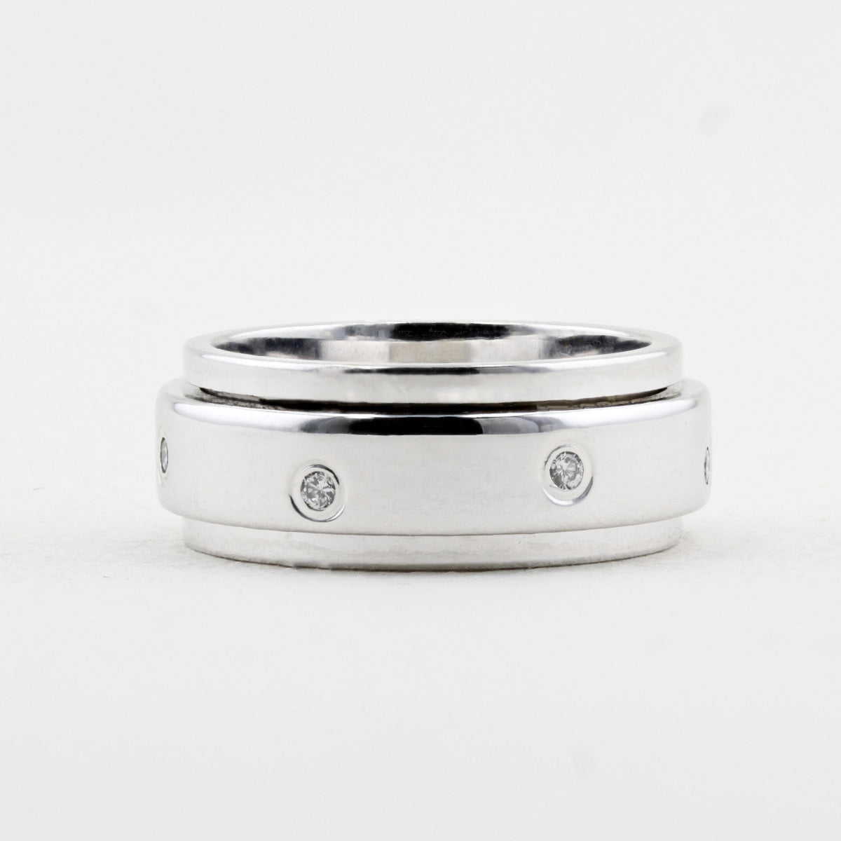 Piaget Multi-Diamond Spinning Ring