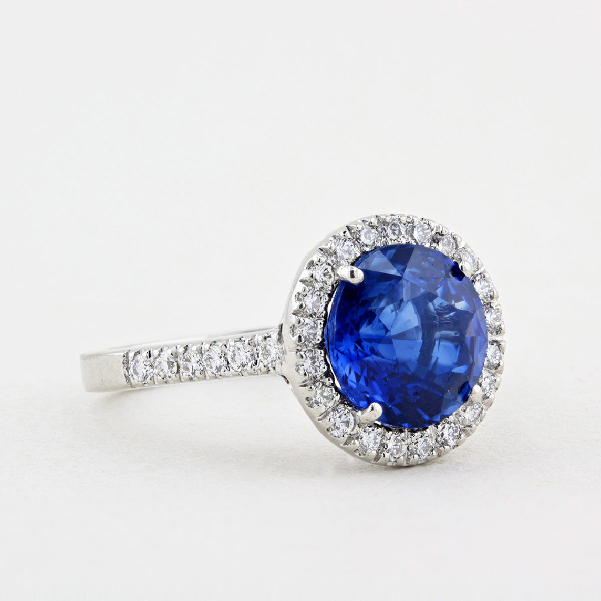 4.08ct Sapphire & Diamond Cluster Ring