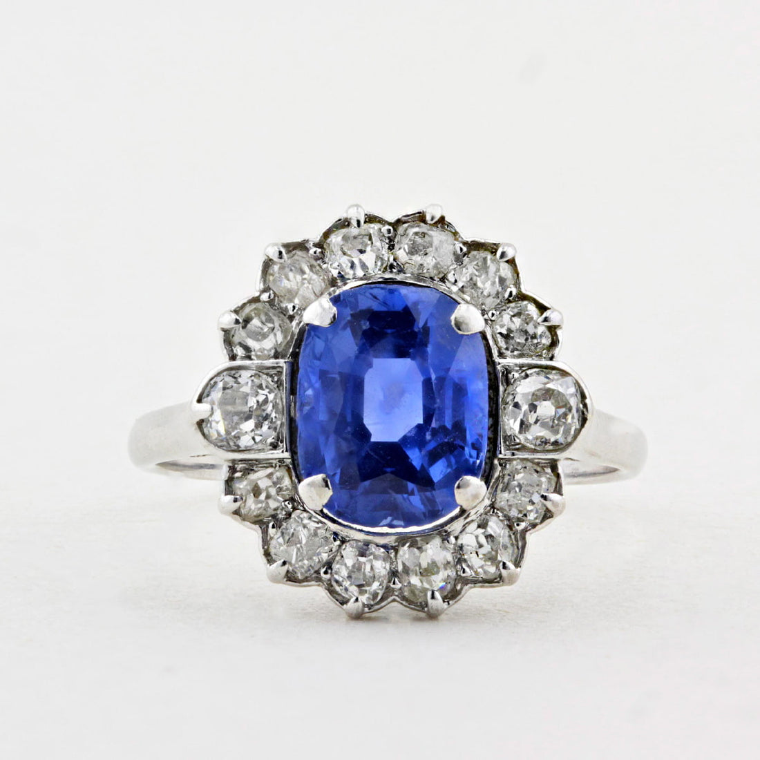 Vintage 3.00ct Sapphire & Old Cut Diamond Cluster Ring