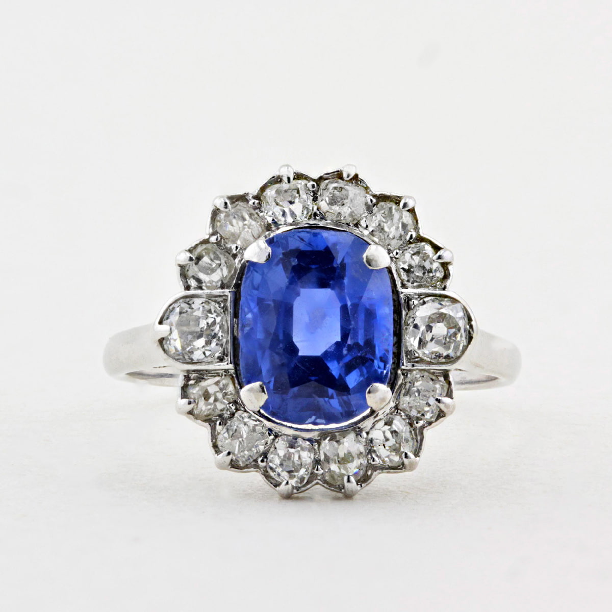Vintage 3.00ct Sapphire & Old Cut Diamond Cluster Ring