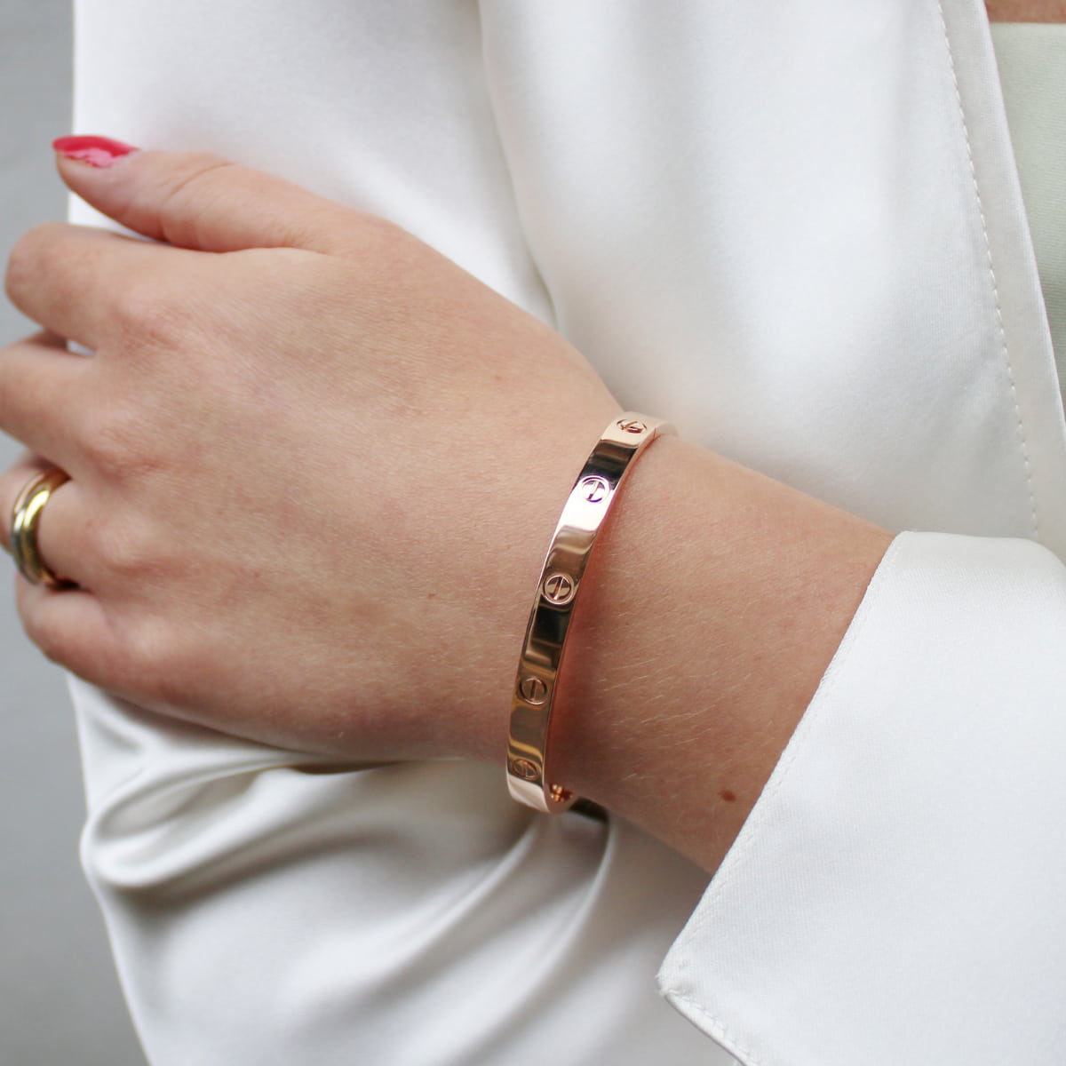 Cartier Rose Gold Classic Love Bracelet - Size 17