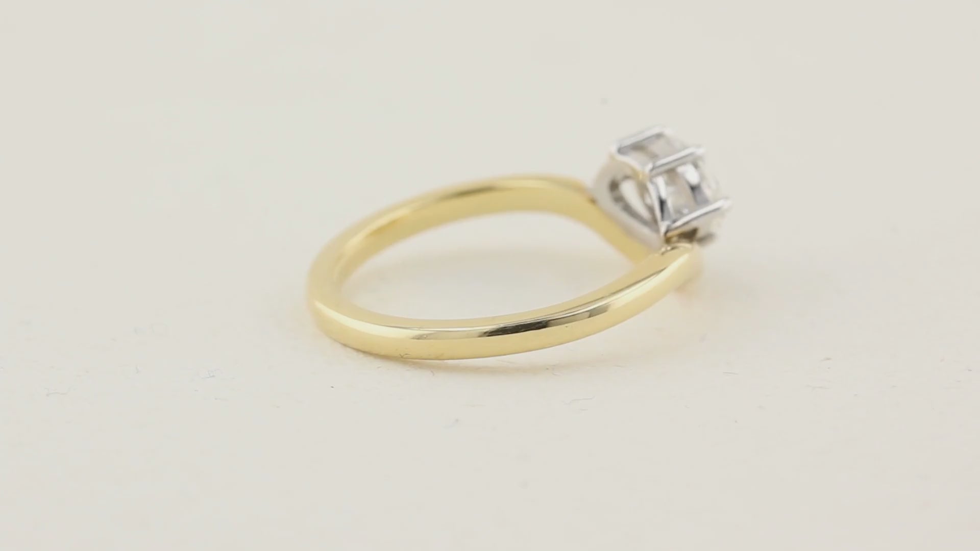 0.70ct Oval Diamond Engagement Ring