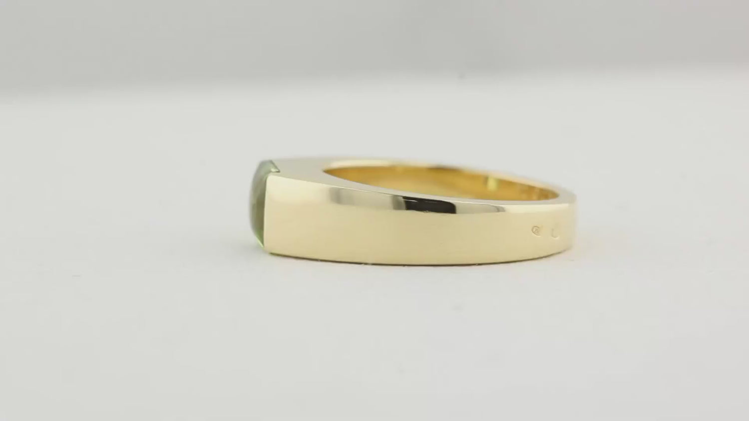 Vintage Cartier Peridot Tank Ring