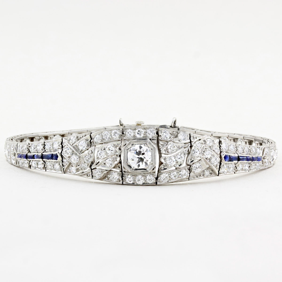 A Journey Through the Art Deco Era of Jewellery