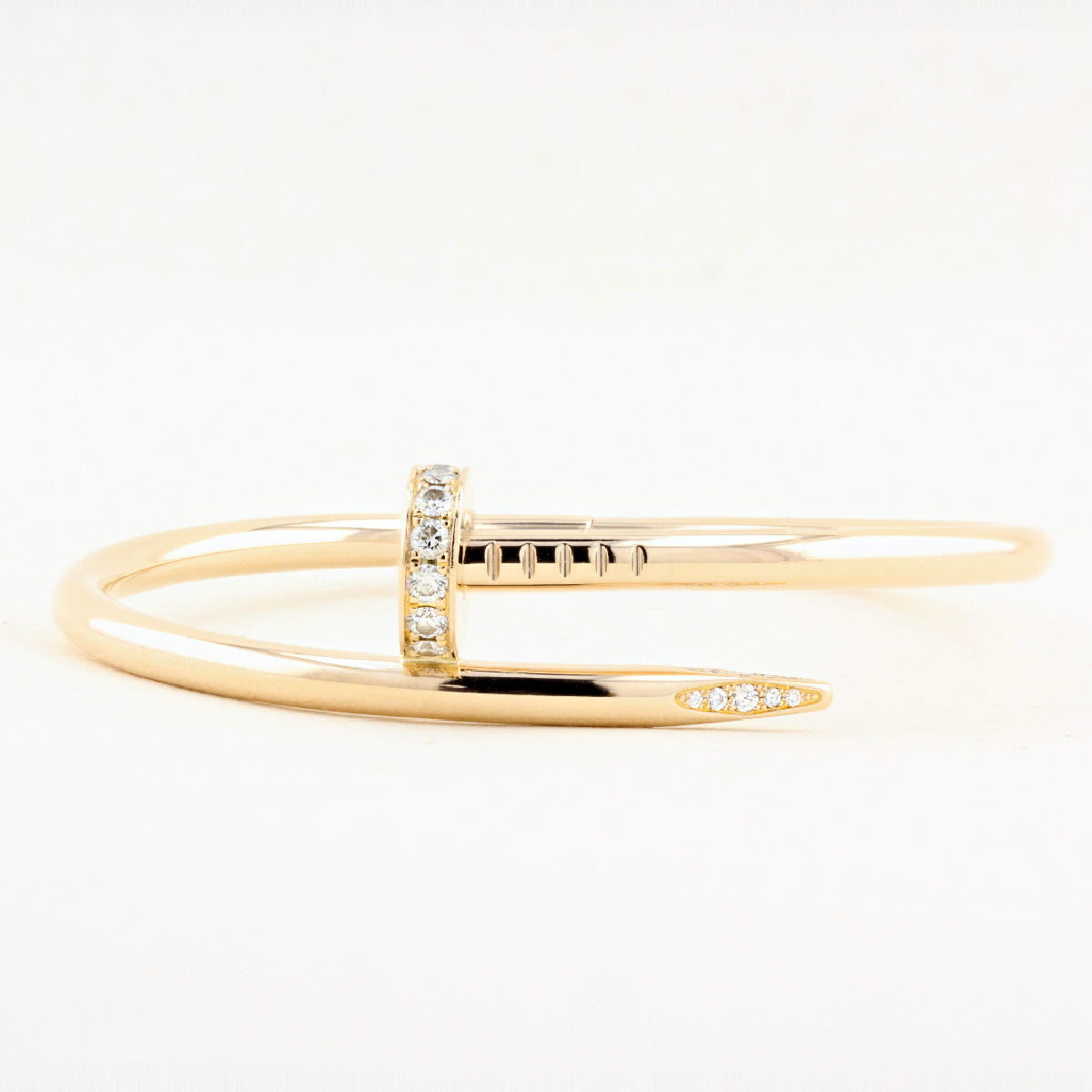 Luxury Christmas Gift Ideas from Hatton Jewels