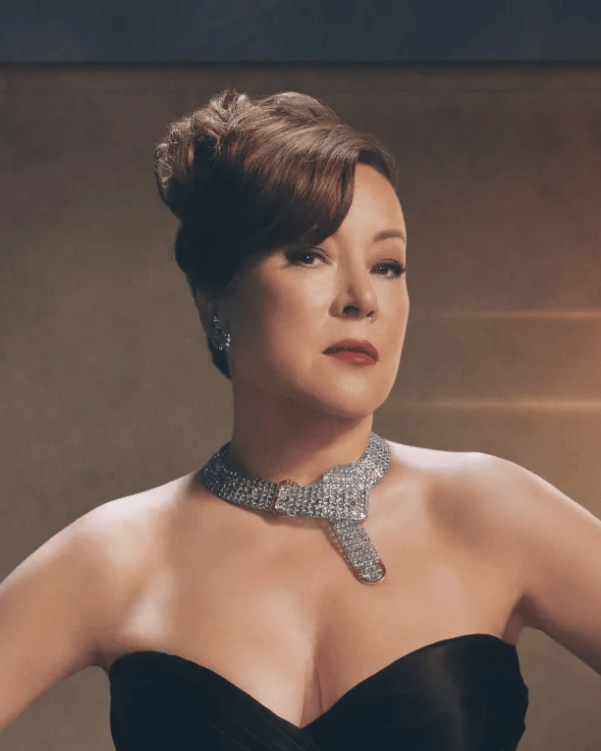 The woman who collects stories through jewels : Jennifer Tilly