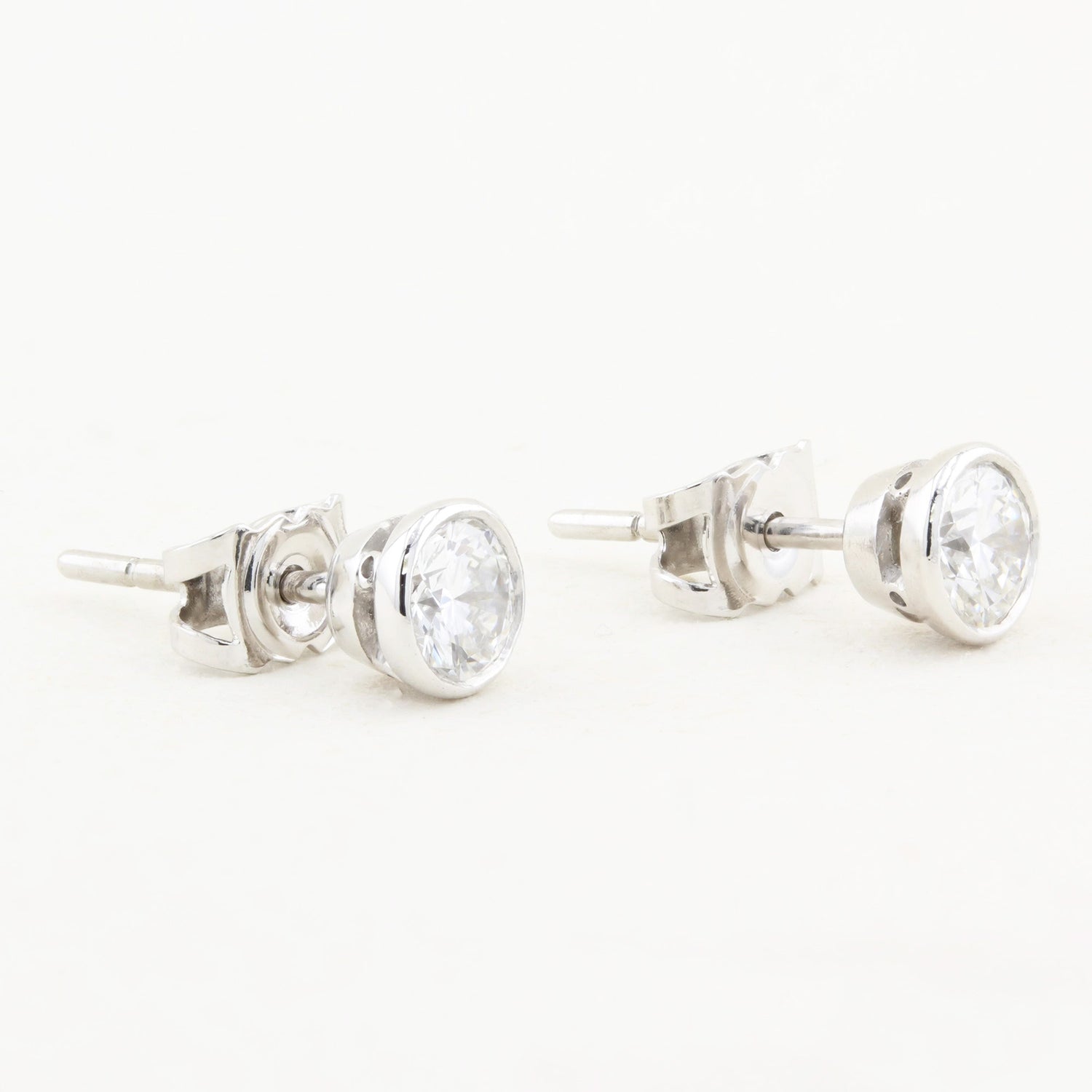 1.00ct Diamond Rubover Stud Earrings