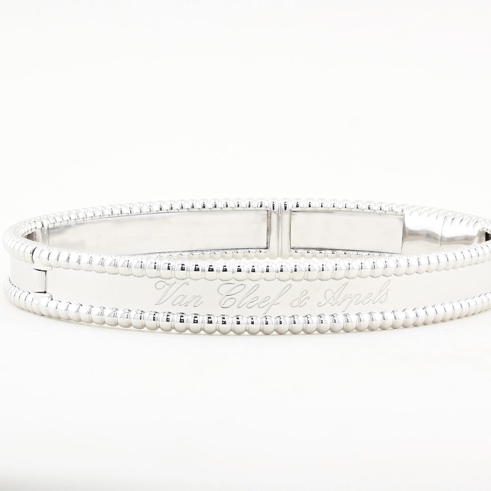 Van Cleef &amp; Arpels Perleé Signature Bracelet