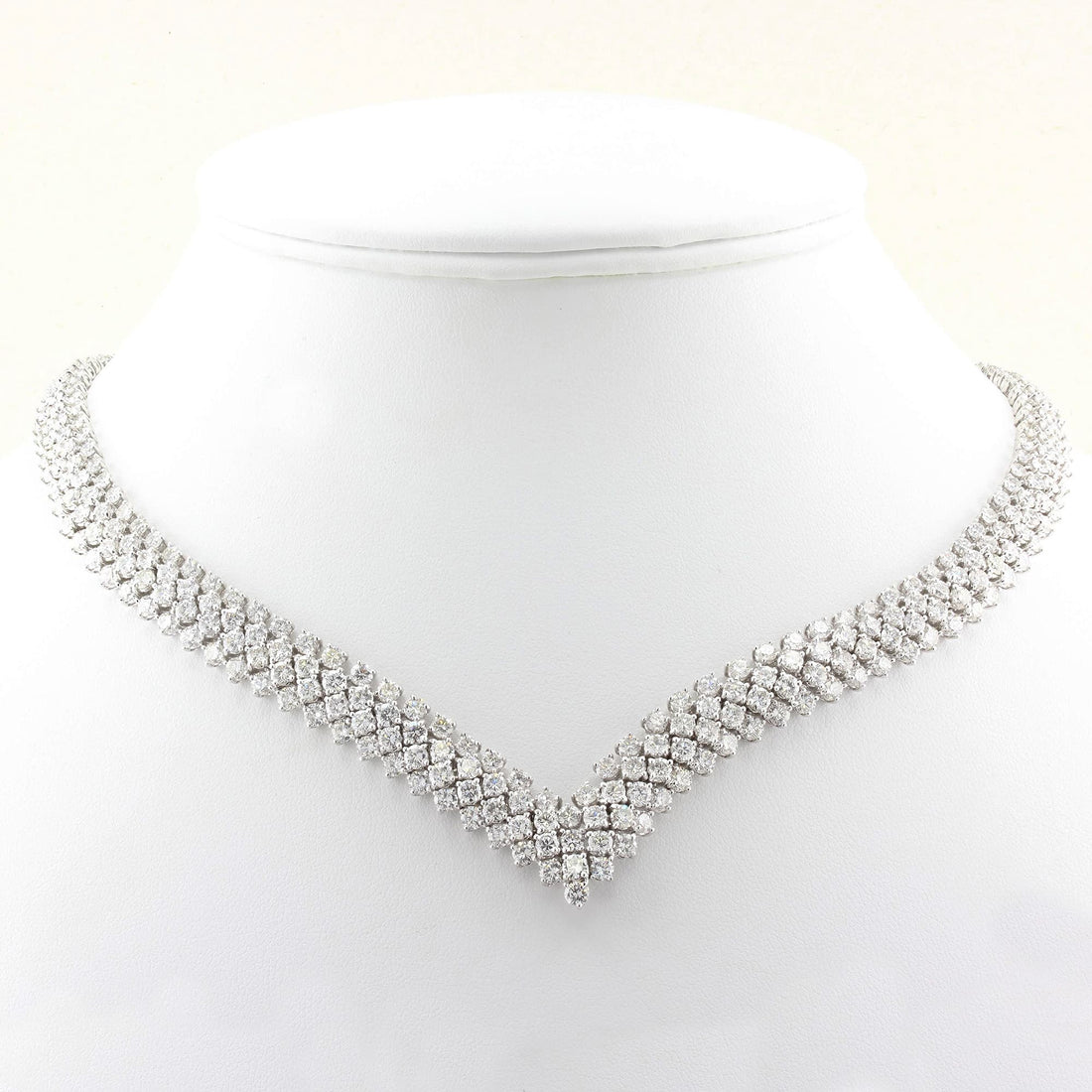 30.00ct Four Row Diamond Necklace