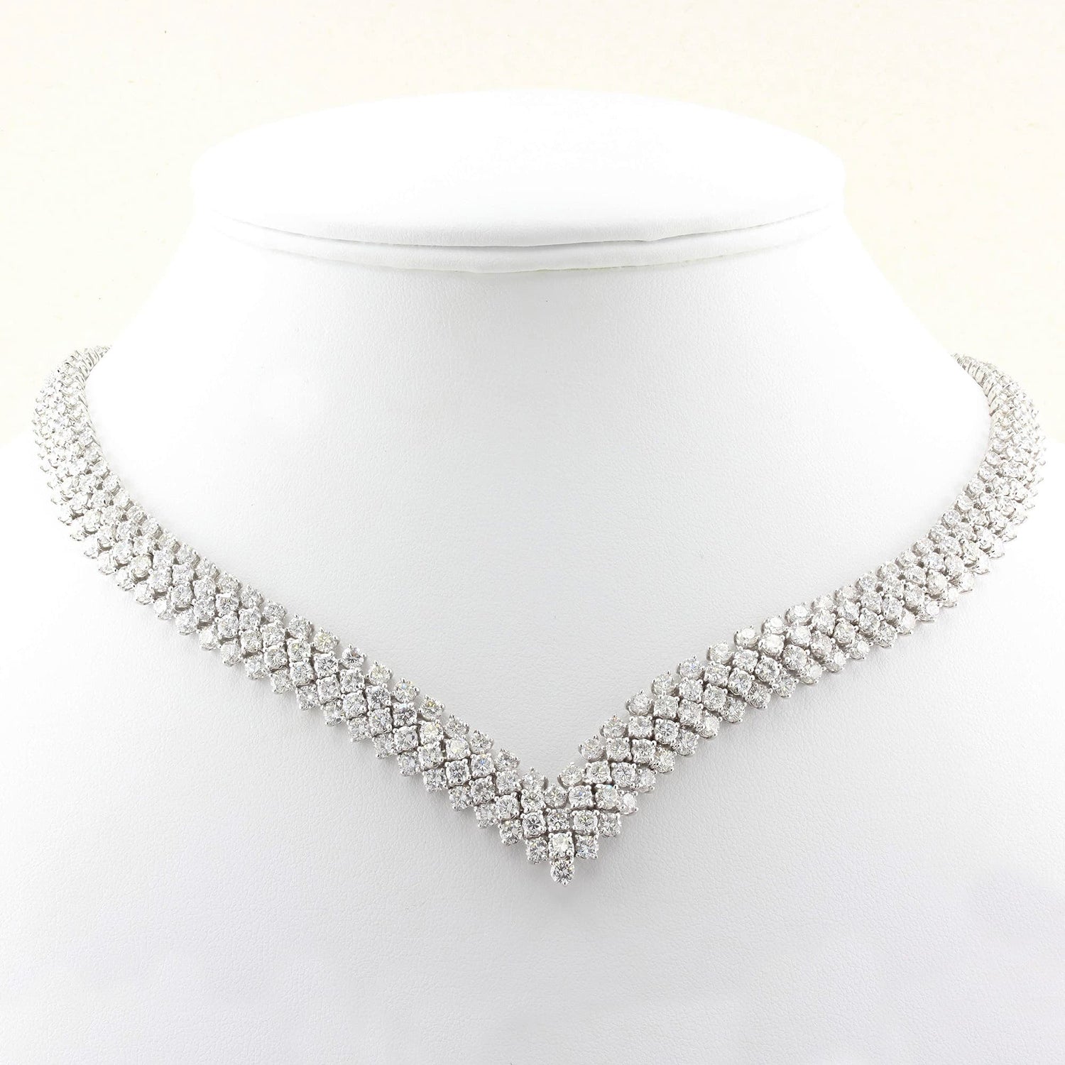30.00ct Four Row Diamond Necklace