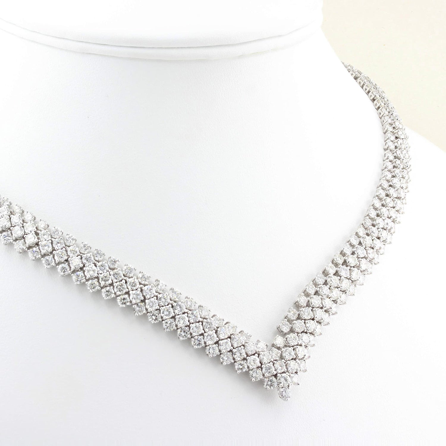 30.00ct Four Row Diamond Necklace