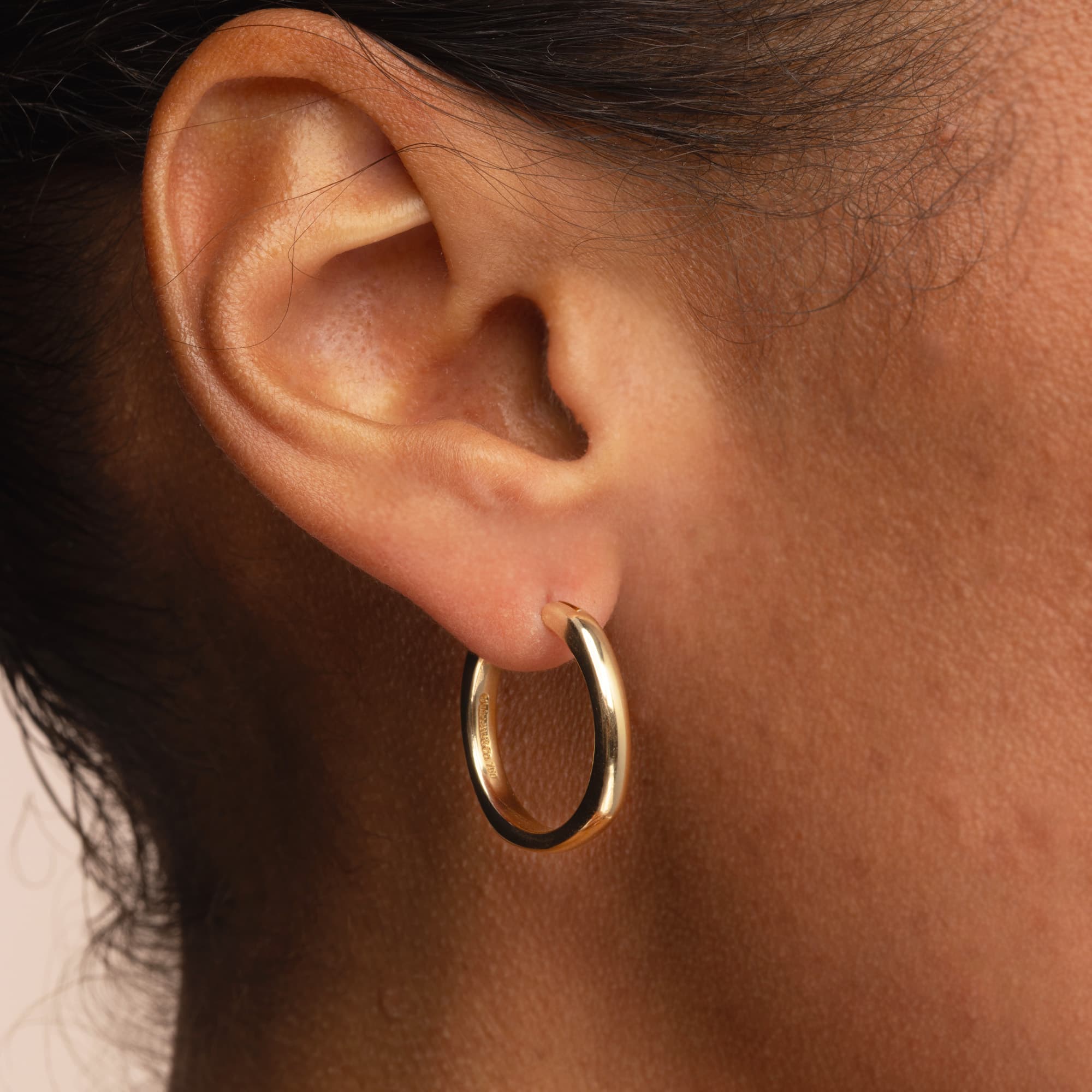 Tiffany &amp; Co Yellow Gold Hoop Earrings
