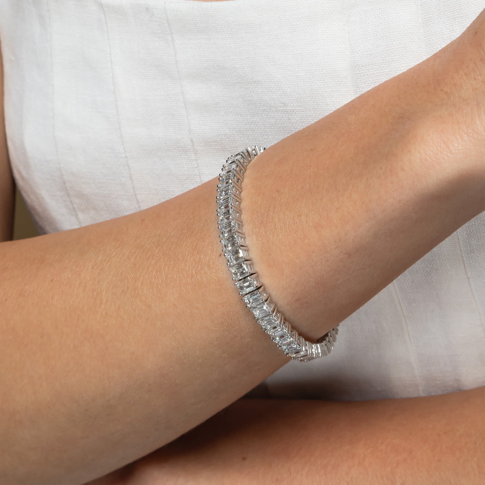 18.05ct Emerald Cut Diamond Tennis Bracelet