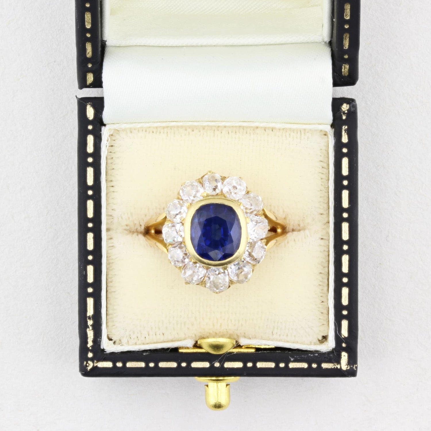 Vintage Sapphire and Diamond Cluster Ring