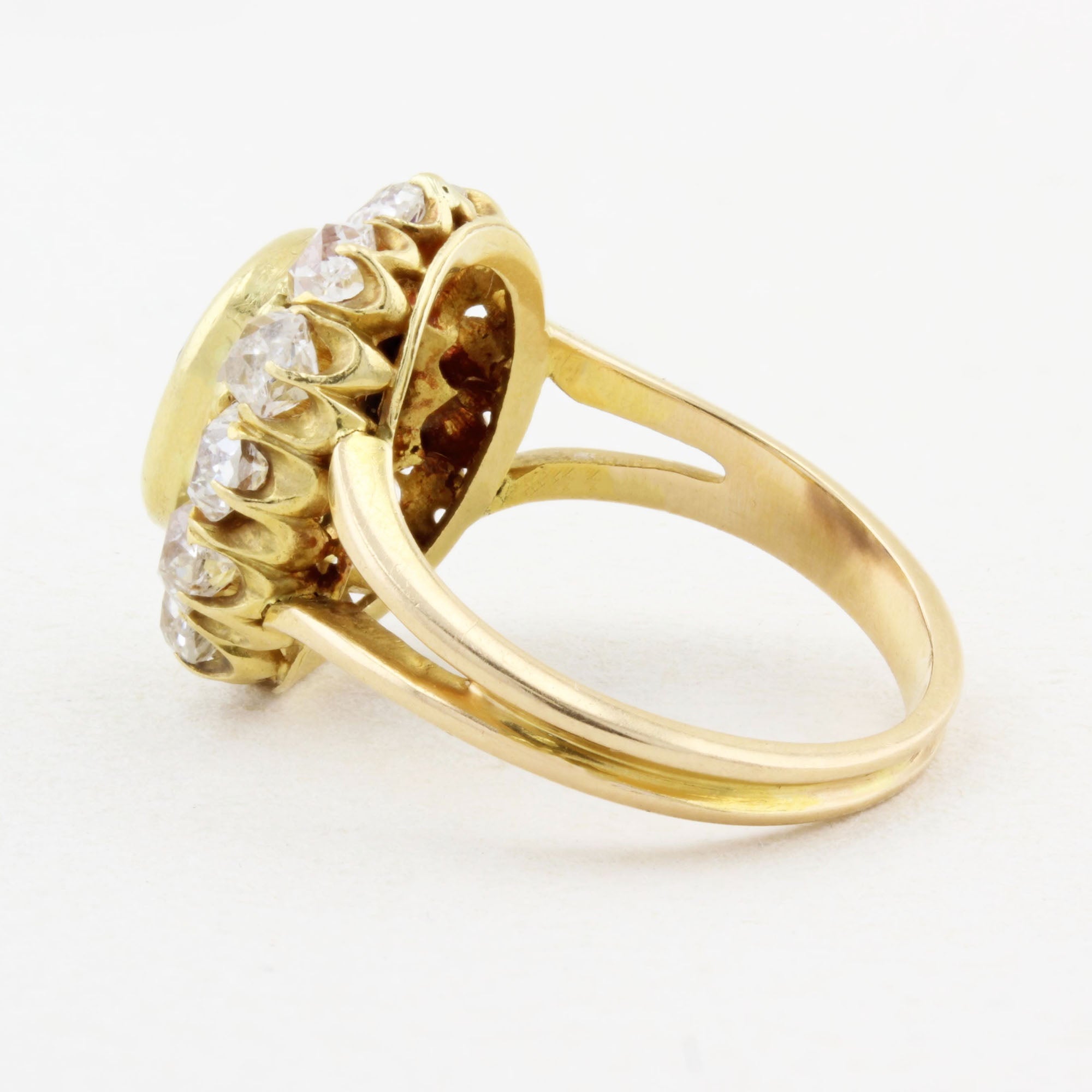 Vintage Sapphire and Diamond Cluster Ring
