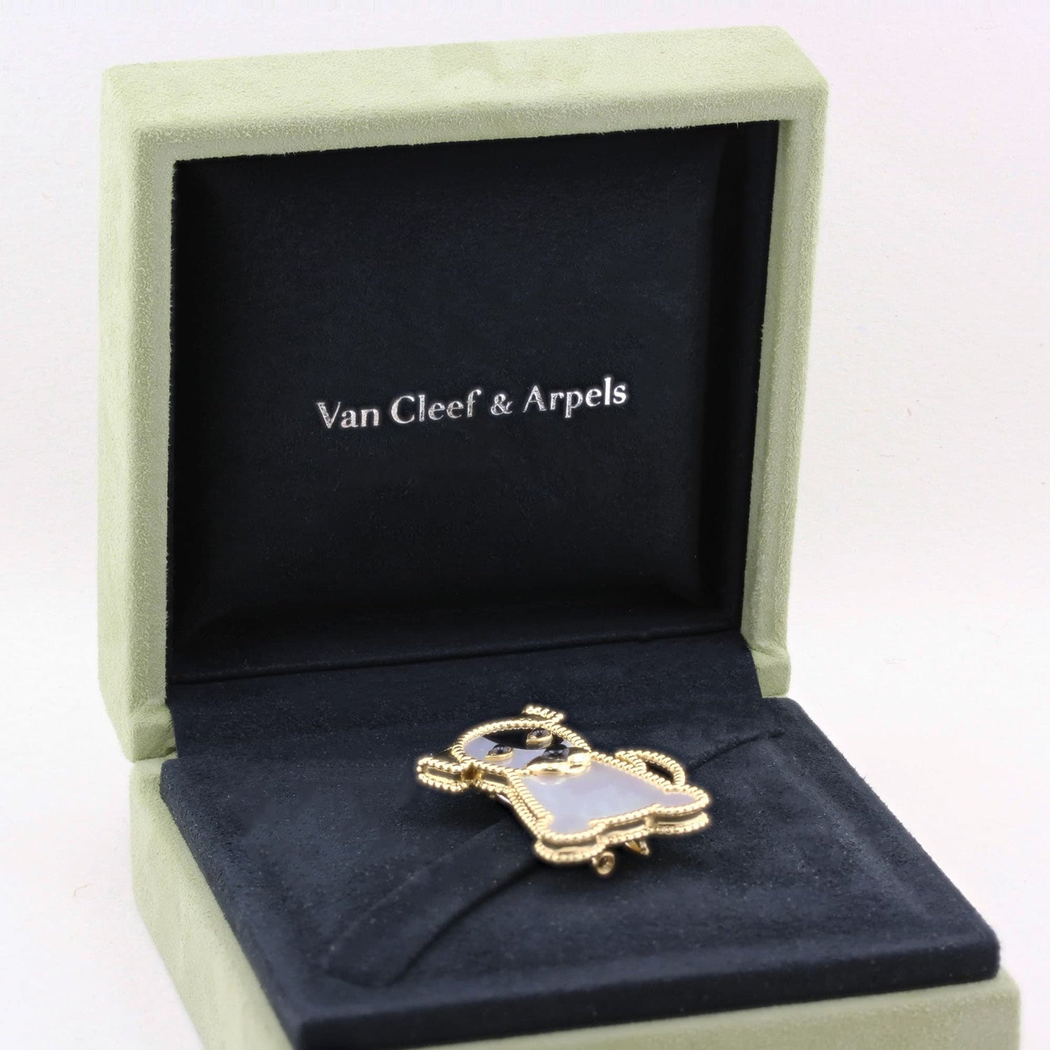 Van Cleef &amp; Arpels Lucky Animals Dog Clip