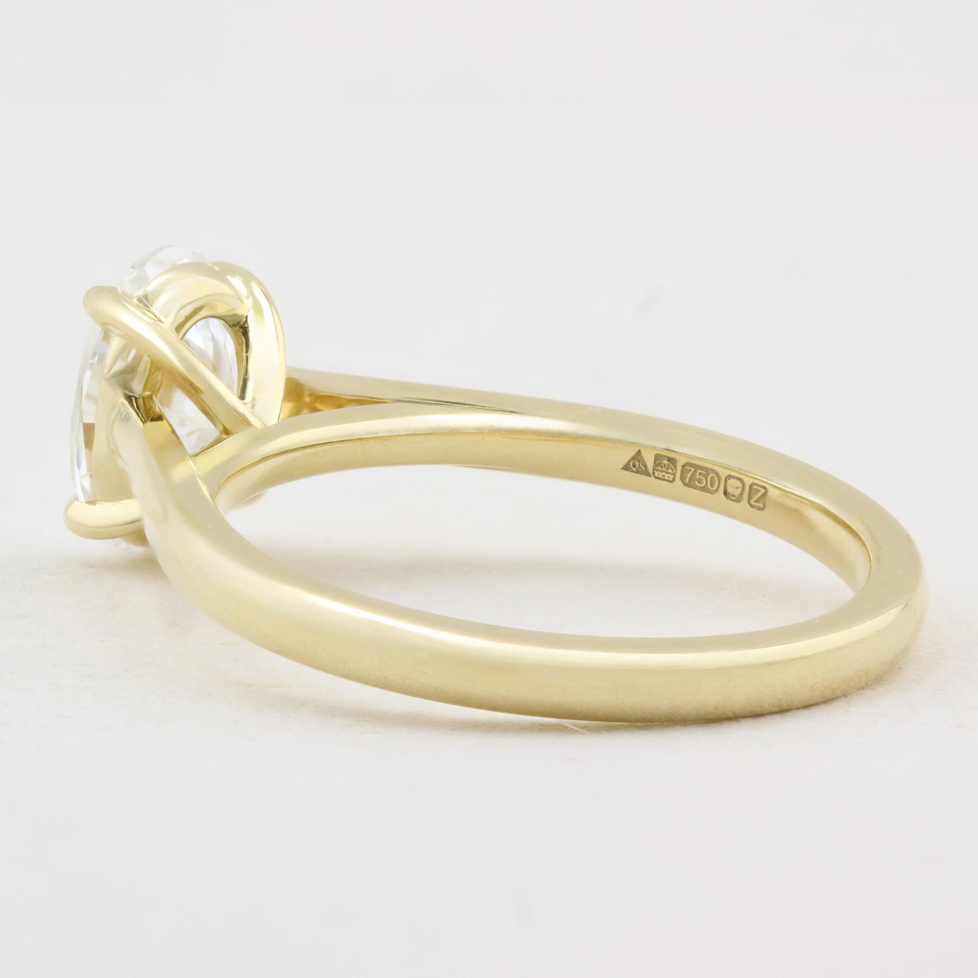 1.01ct Oval Diamond Solitaire Ring