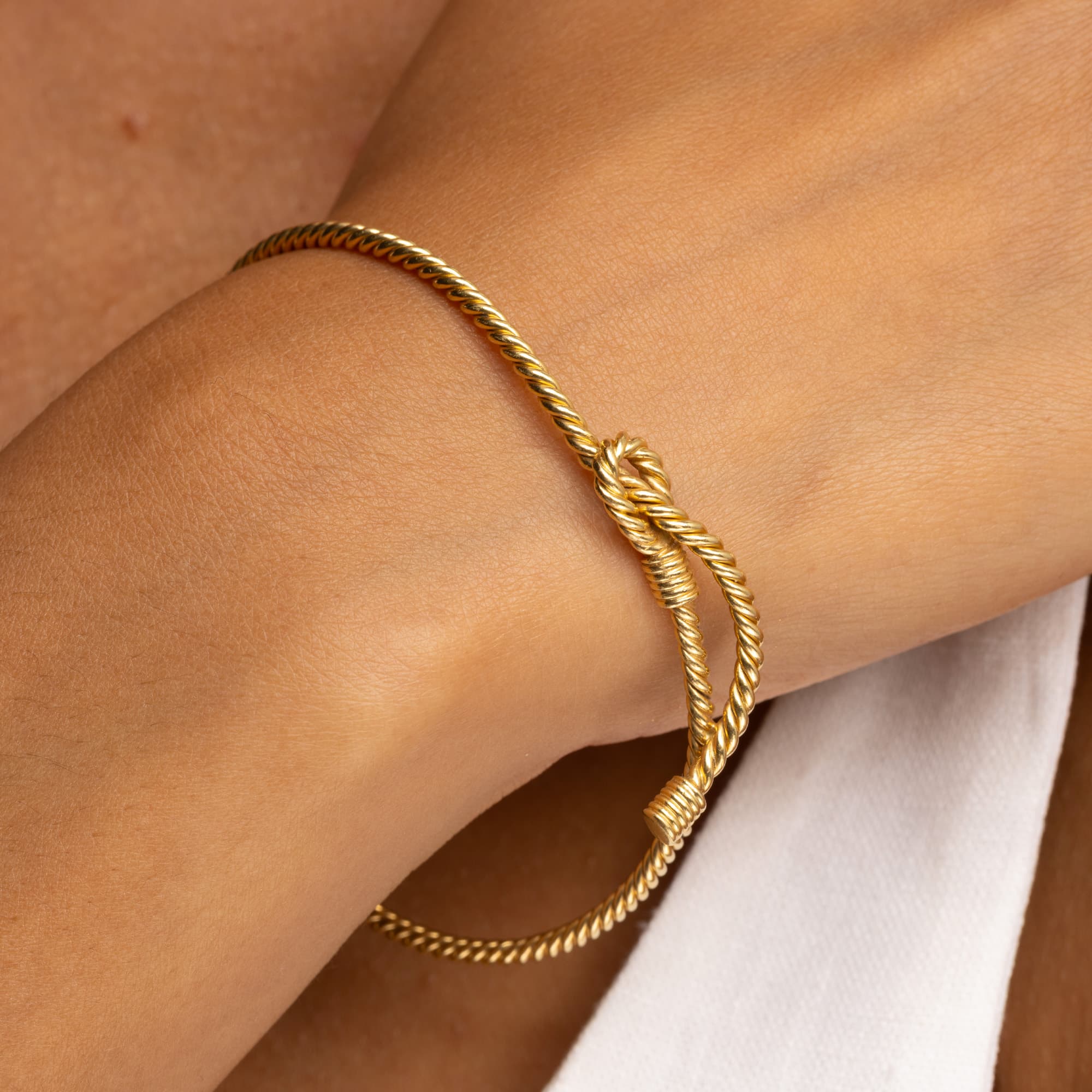 Vintage Hermès Yellow Gold Bangle