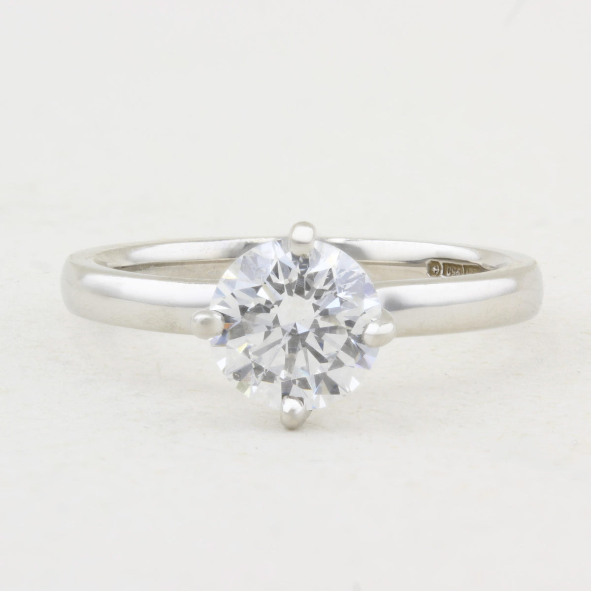 1.01ct Round Brilliant Diamond Solitaire Ring