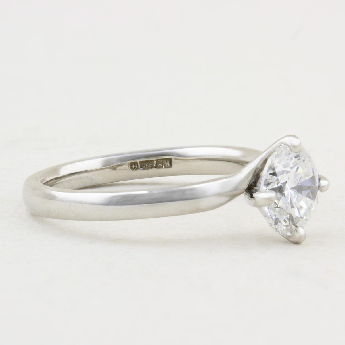 1.01ct Round Brilliant Diamond Solitaire Ring