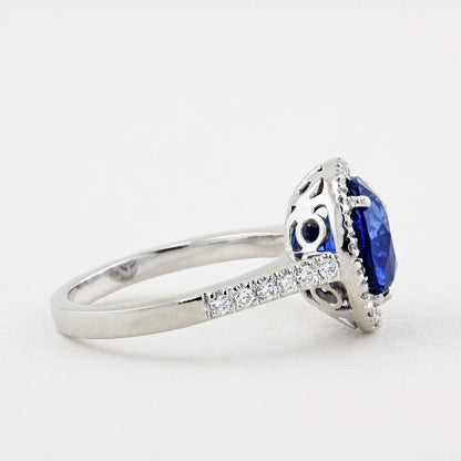 4.08ct Sapphire &amp; Diamond Cluster Ring