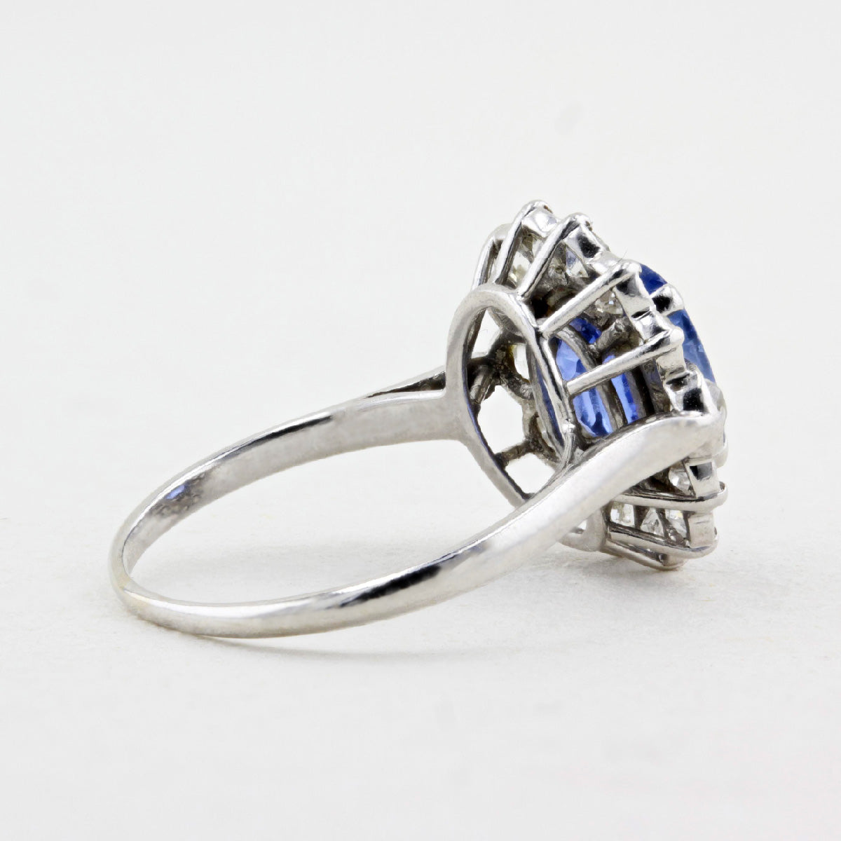 Vintage 3.00ct Sapphire &amp; Old Cut Diamond Cluster Ring