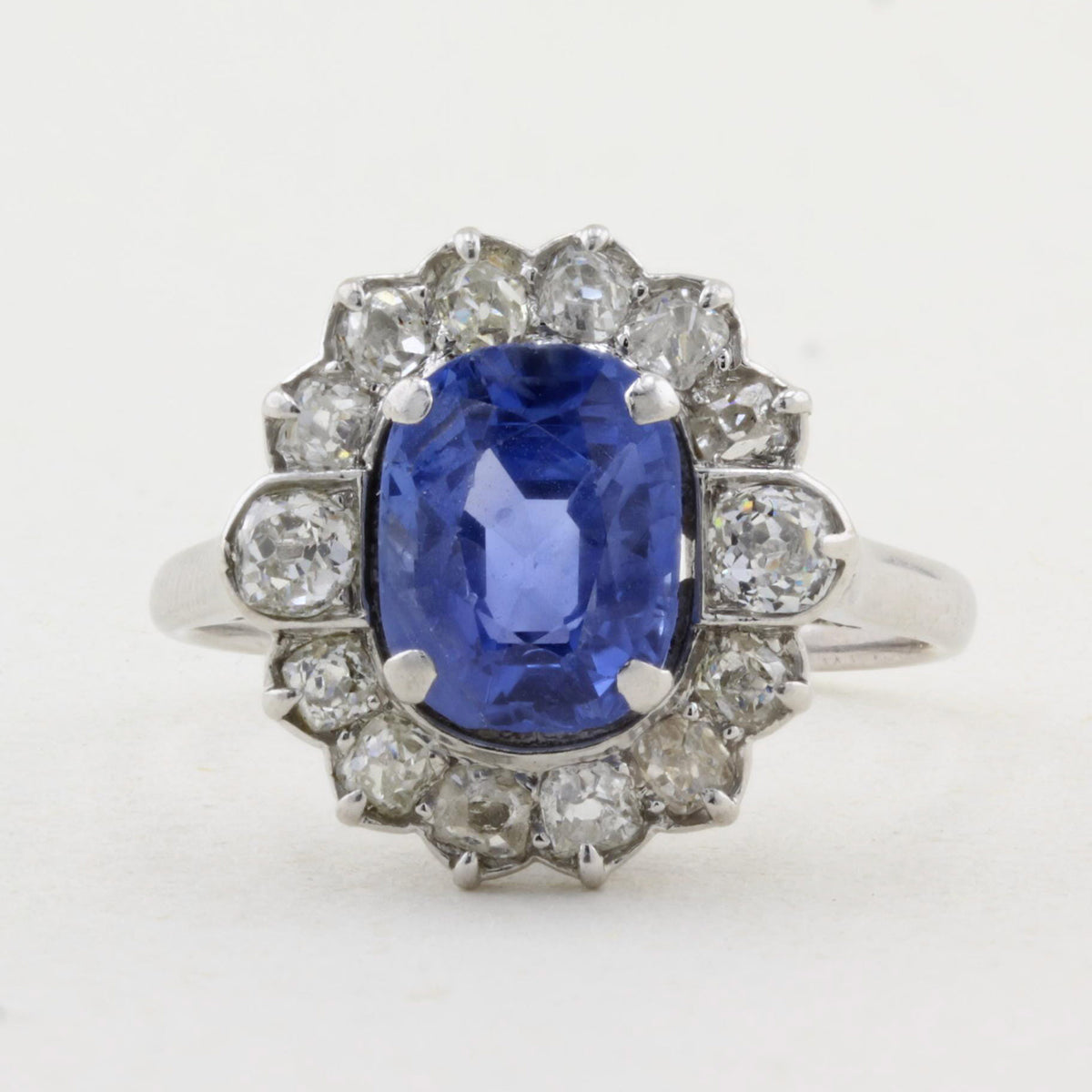 Vintage 3.00ct Sapphire &amp; Old Cut Diamond Cluster Ring