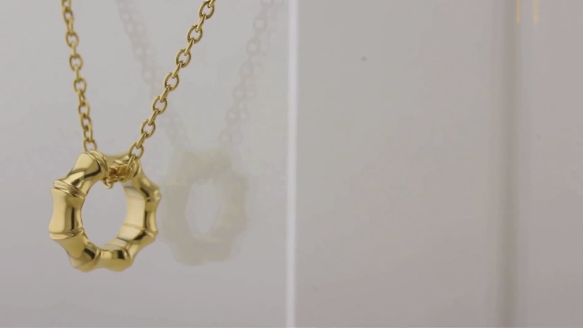 Gucci 18ct Yellow Gold Bamboo Pendant