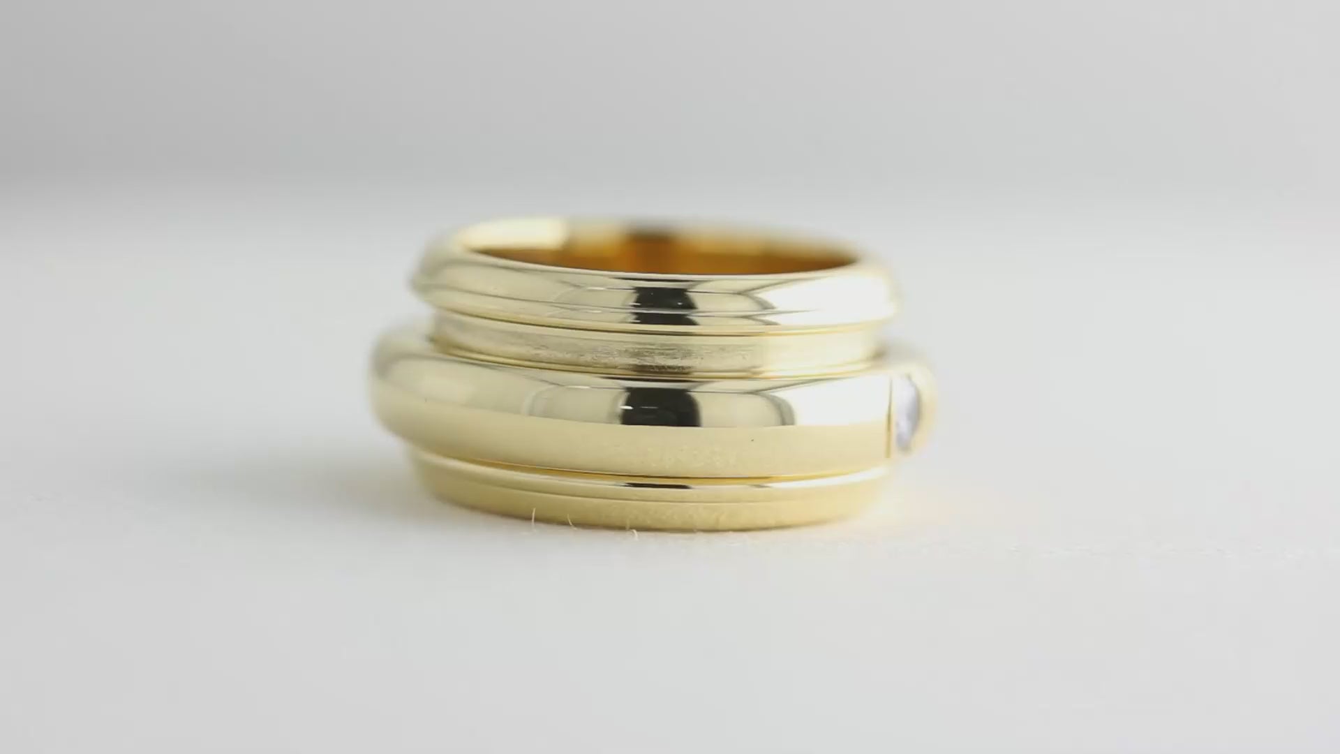 Vintage Piaget Diamond Spinning Ring