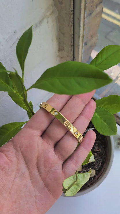 Cartier Yellow Gold Diamond Love Bracelet - Size 16