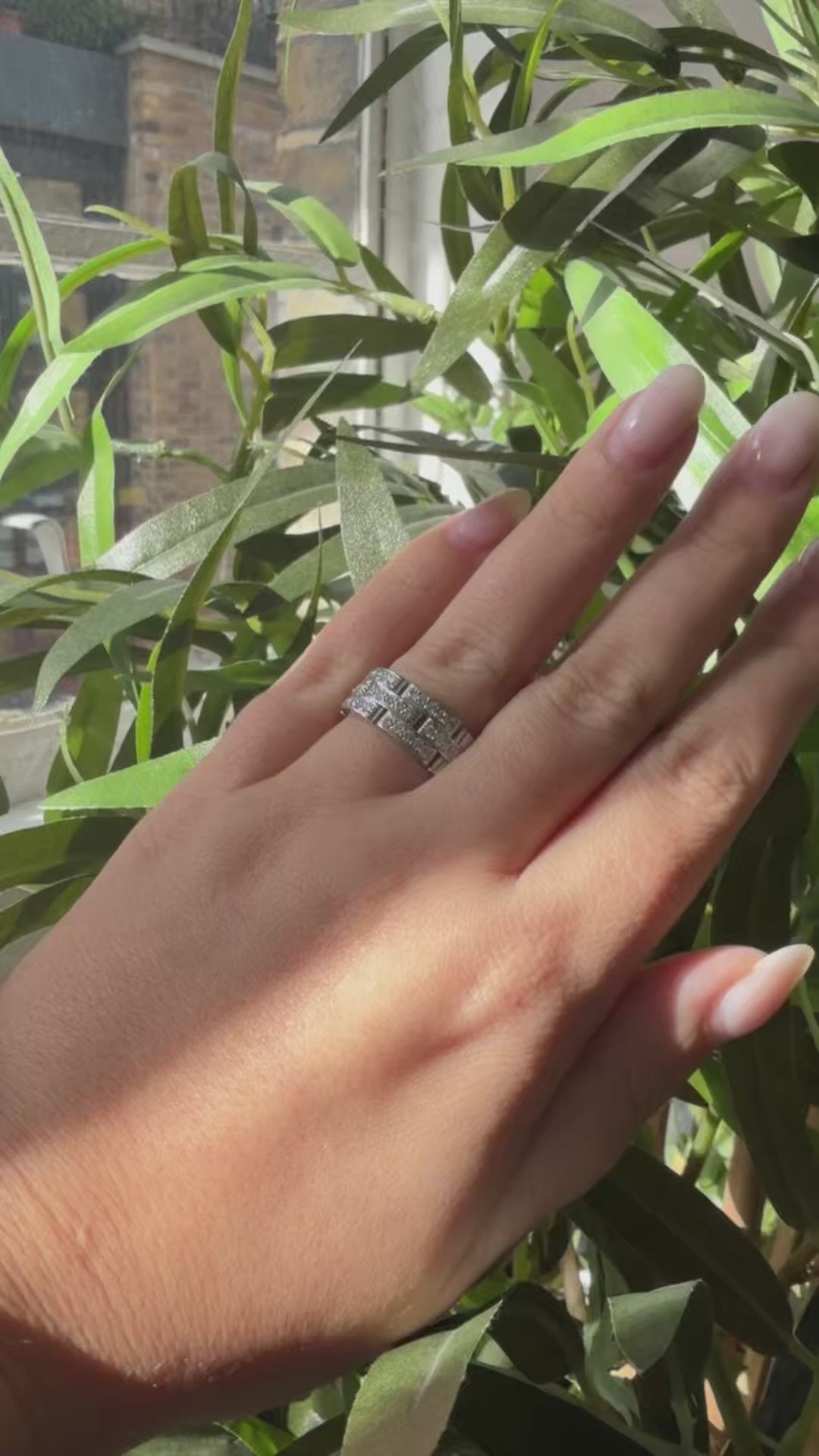 Cartier Maillon Panthère Ring