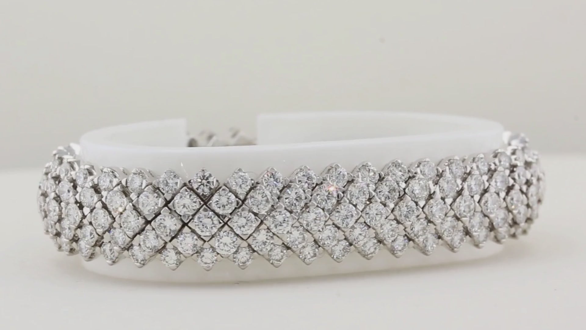 25.00ct Five Row Diamond Bracelet