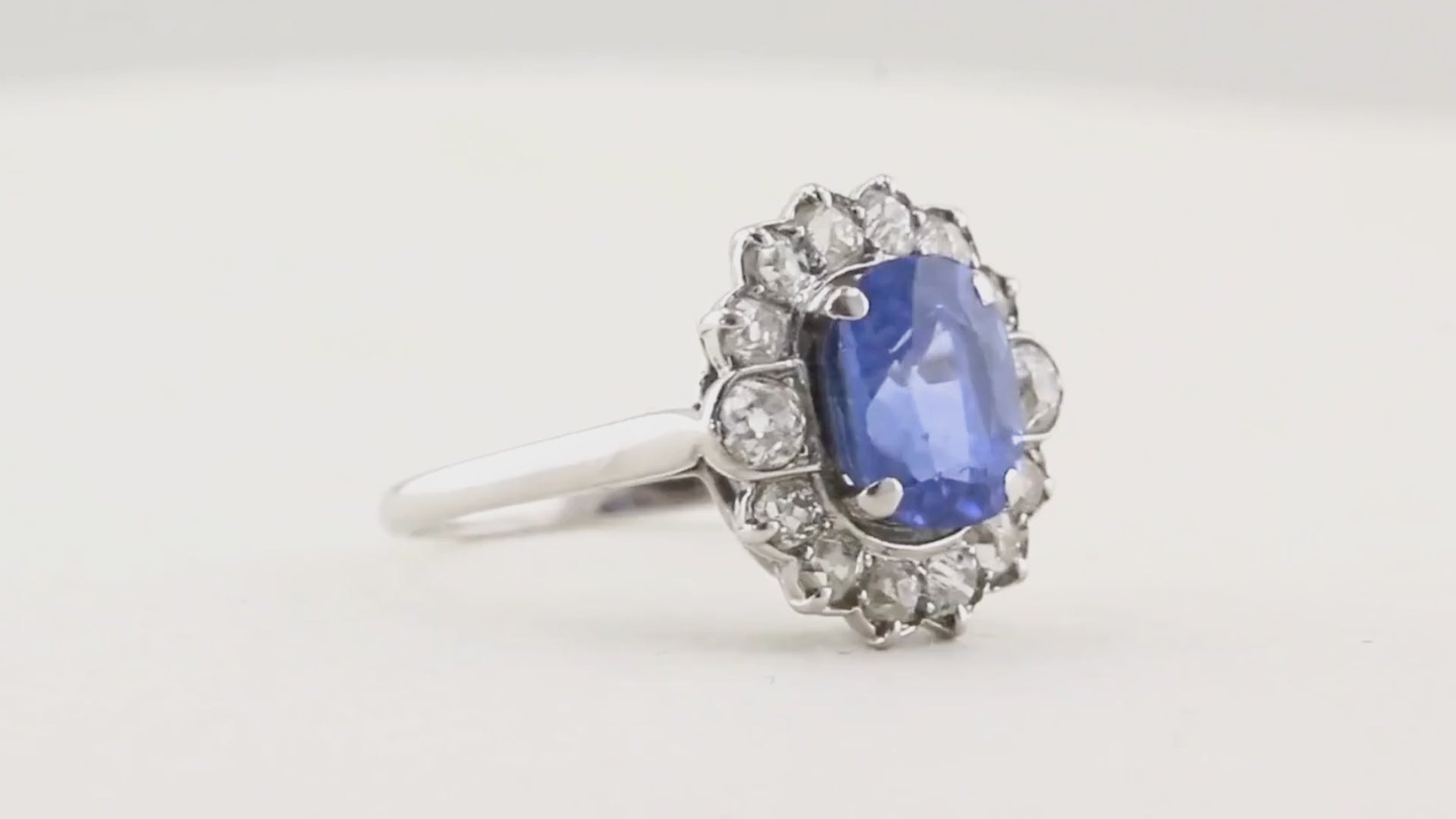 Vintage 3.00ct Sapphire &amp; Old Cut Diamond Cluster Ring