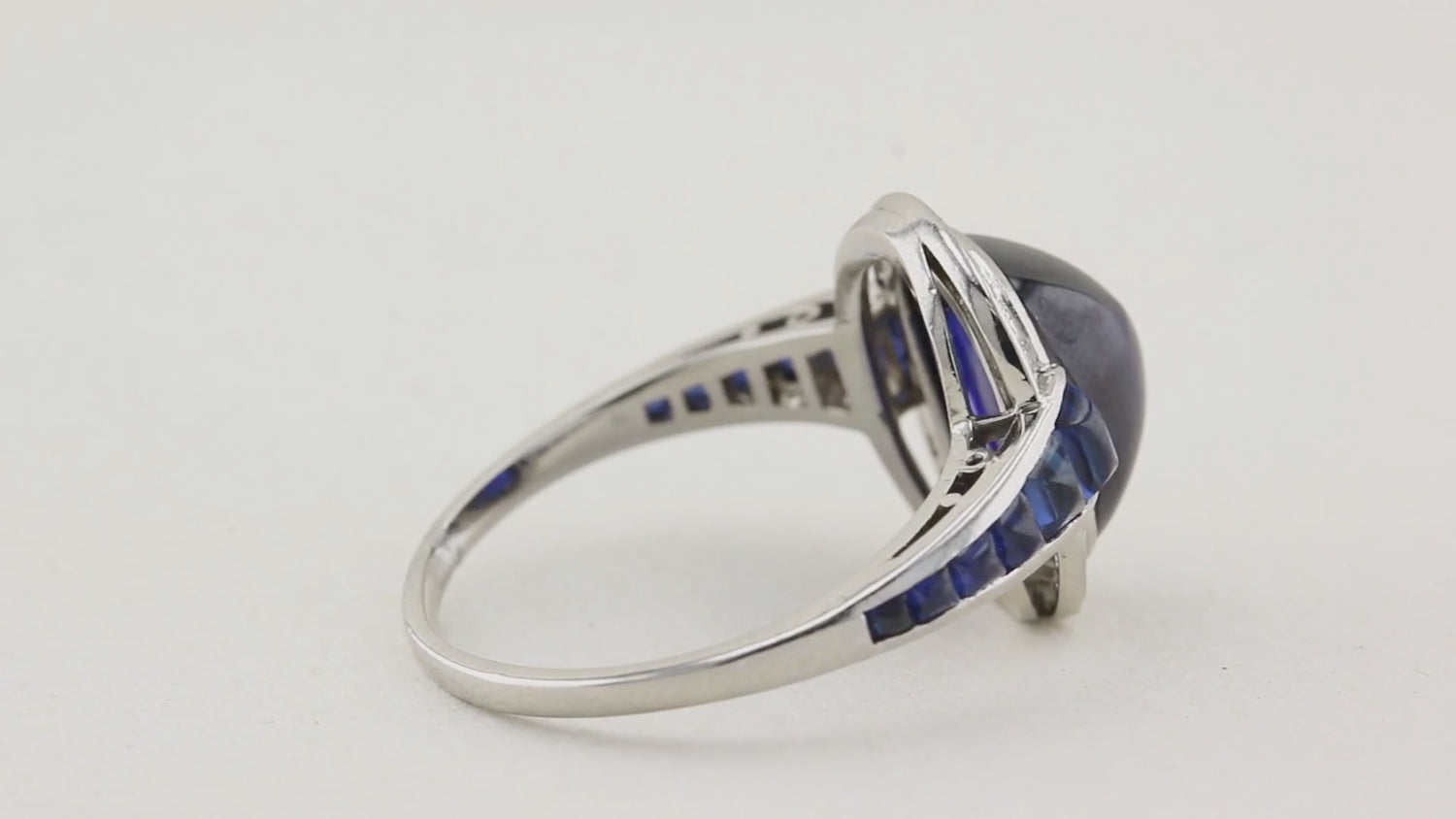 Antique Natural Sugarloaf Sapphire Cluster Ring