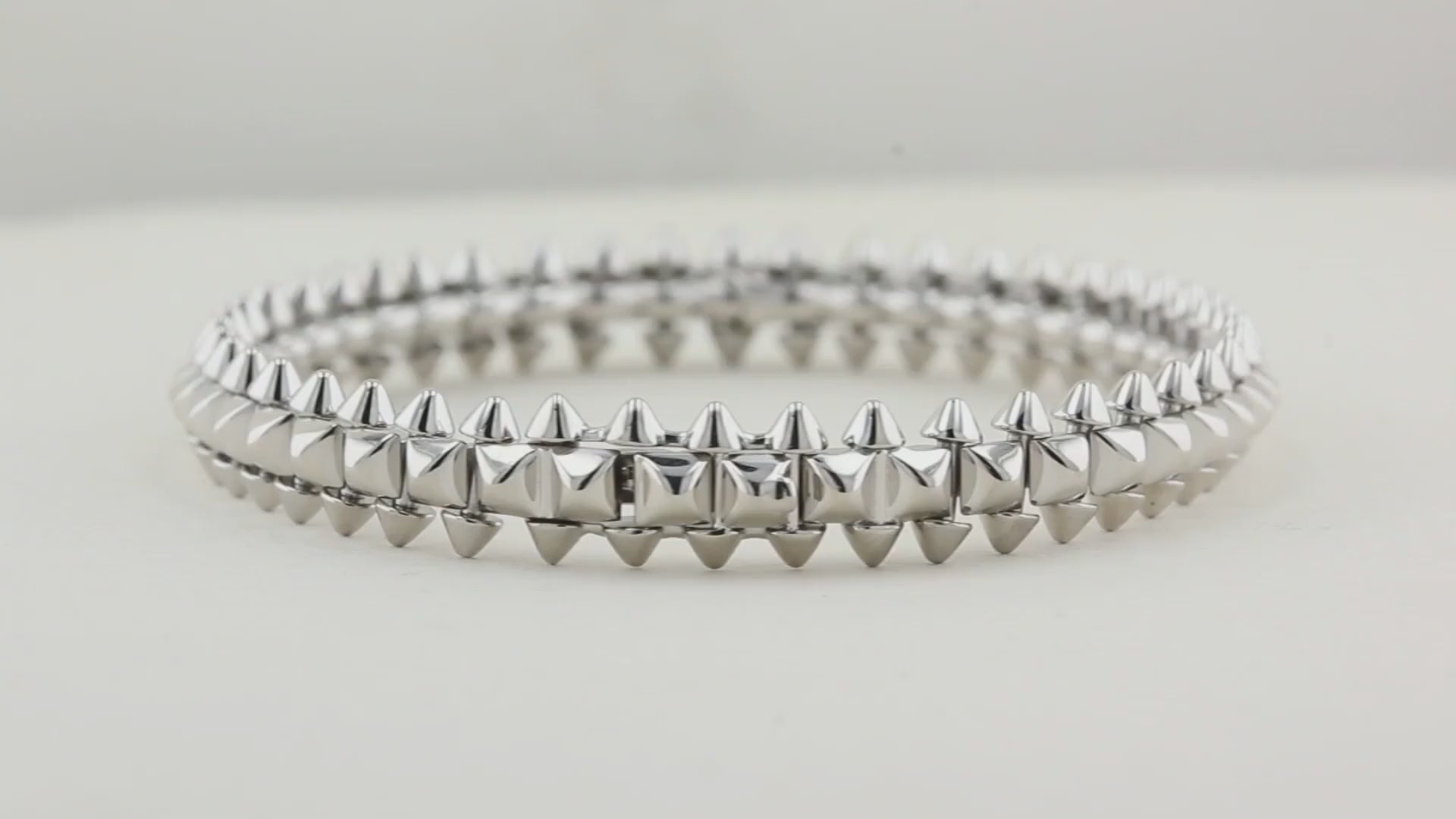 Cartier &